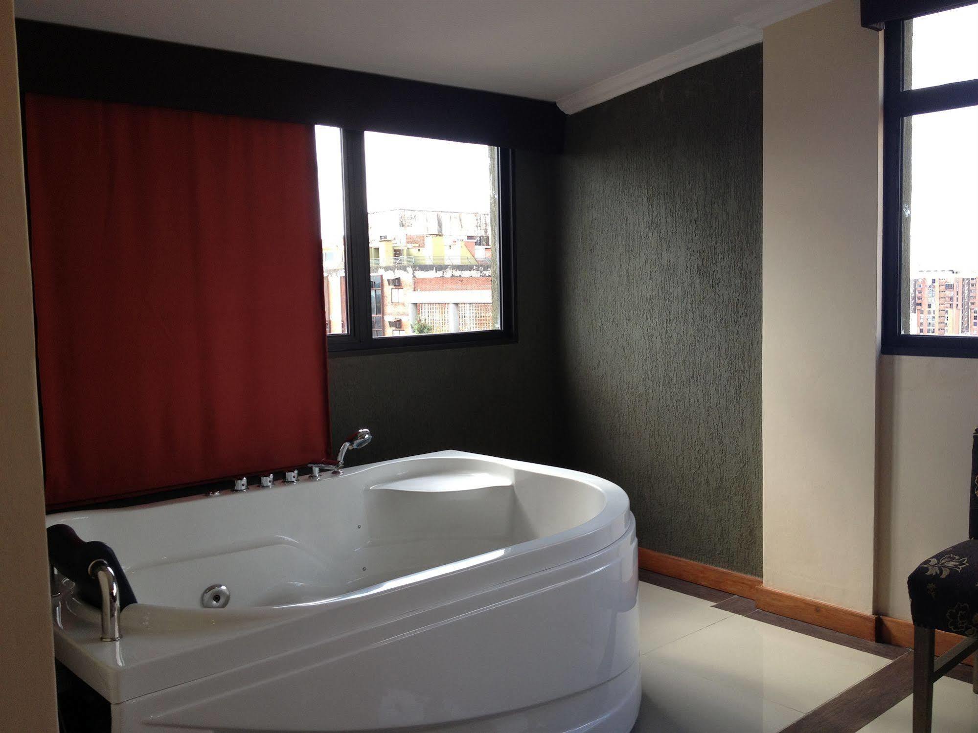 Aspen Hotel & Apart Asuncion Dış mekan fotoğraf