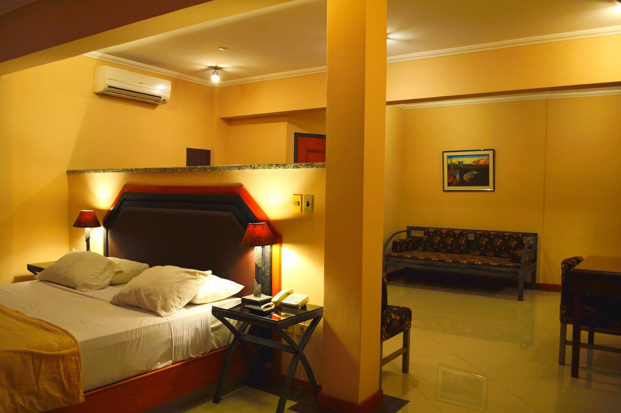 Aspen Hotel & Apart Asuncion Dış mekan fotoğraf
